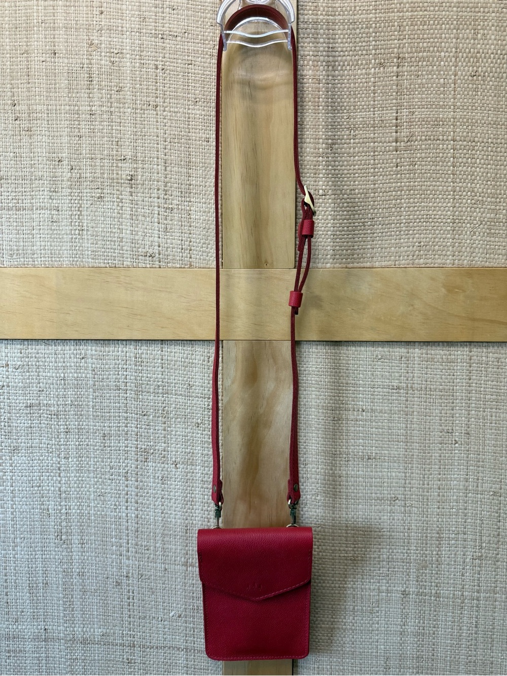 Portland Leather Parker phone bag in Reddotcom! BNNU without tags